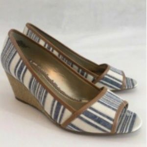 Easy Spirit Esbrigette Wedge Pumps Blue & White